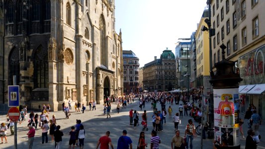 Wien 01 Stephansplatz a photo