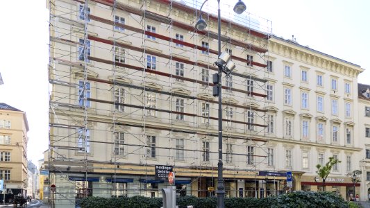 Wien 01 Stephansplatz 05 a