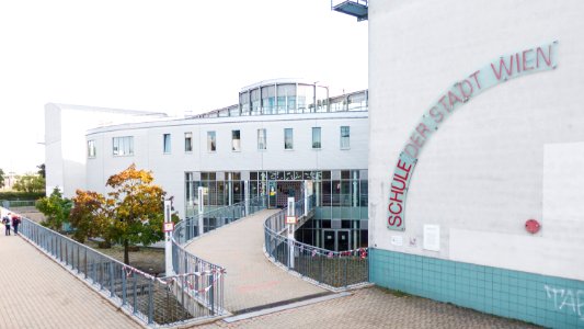 Wien 21 Paul-Grüninger-Schule d 01
