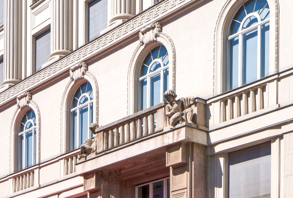Wien 01 Ankerhof e