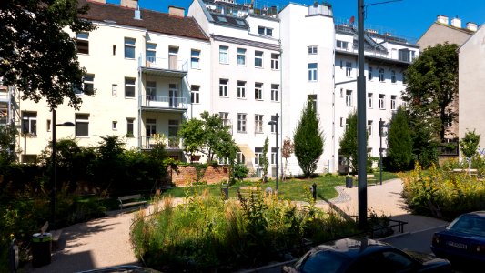 Wien 15 Rosa-Barach-Park b