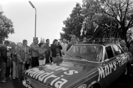 Wielrenner Joop Zoetemelk gehuldigd in woonplaats Rijpwetering n.a.v. tweede pla, Bestanddeelnr 923-6833