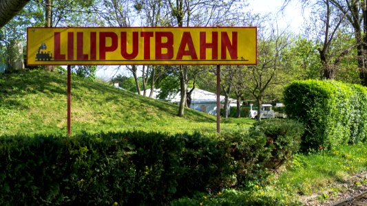 Wien 02 Liliputbahn 01 HS Prater Hauptbahnhof a