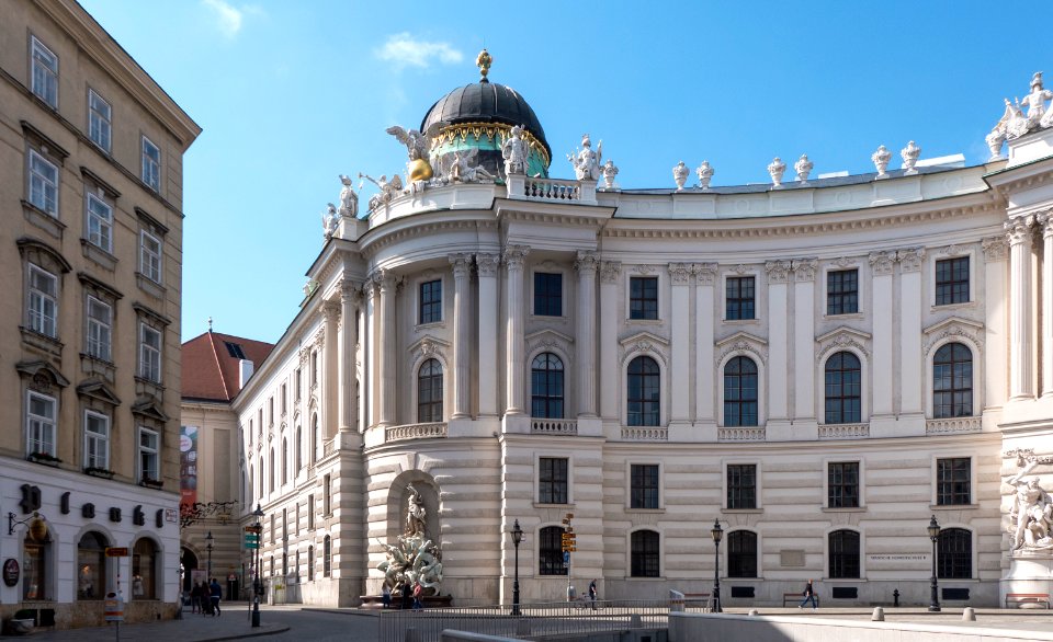 Wien 01 Winterreitschule a