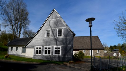 Willmenrod, Bergstraße 5, Scheunen (1)