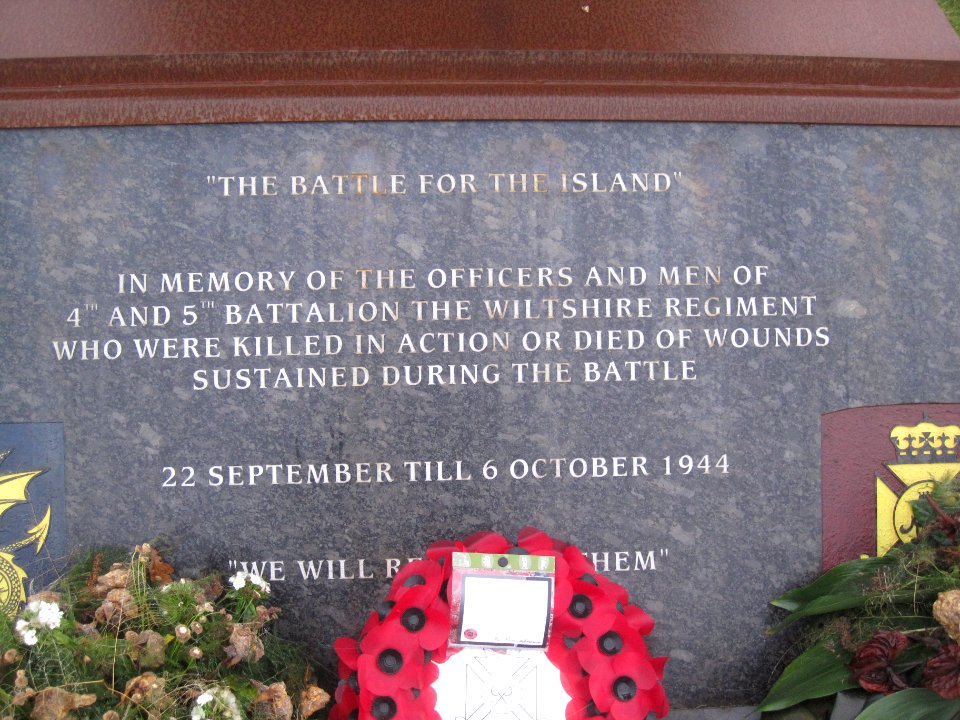 Wiltshire Regiment war memorial, frontview, Arnhem, the Netherlands