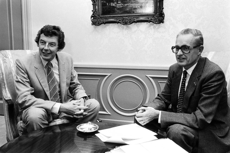 Wim Kok (l) en Scholten, Bestanddeelnr 932-3531