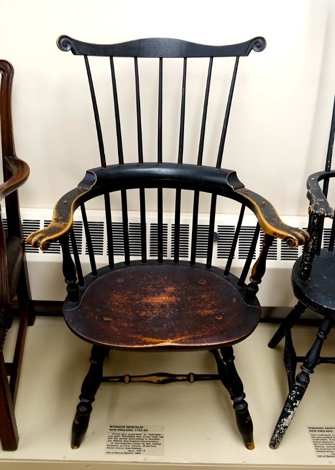 Windsor armchair, New England, 1750-1790 - Dedham Historical Society - Dedham Massachusetts - DSC04176