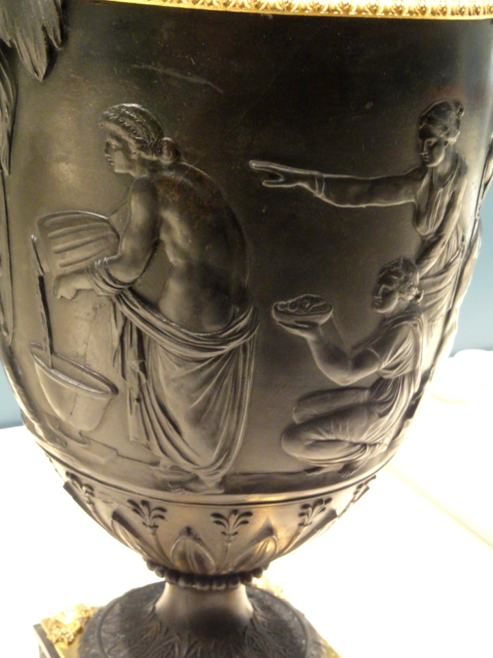 Wine and Water Ewer, 1780-1785, Wedgwood Pottery, Burslem, modeled by John Flaxman Sr., black basalt and gilt metal mounts - Art Institute of Chicago - DSC09817