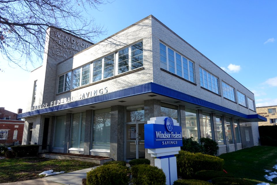 Windsor Federal Savings and Loan, view 1 - Windsor, Connecticut - DSC04751