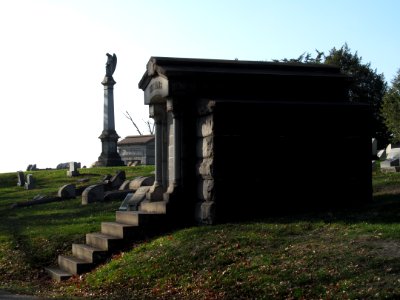 Williams mausoleum, South Side Cemetery, 2020-12-10, 03