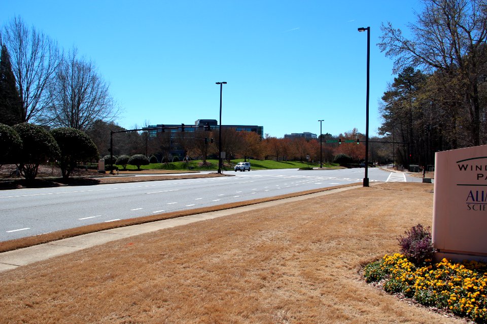 Windward Parkway, Alpharetta March 2017