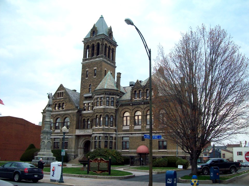 Williamsport City Hall Apr 11