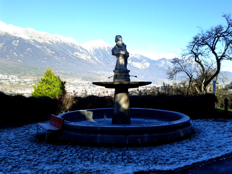 Wilten-Brunnen-Mentlbergstr23