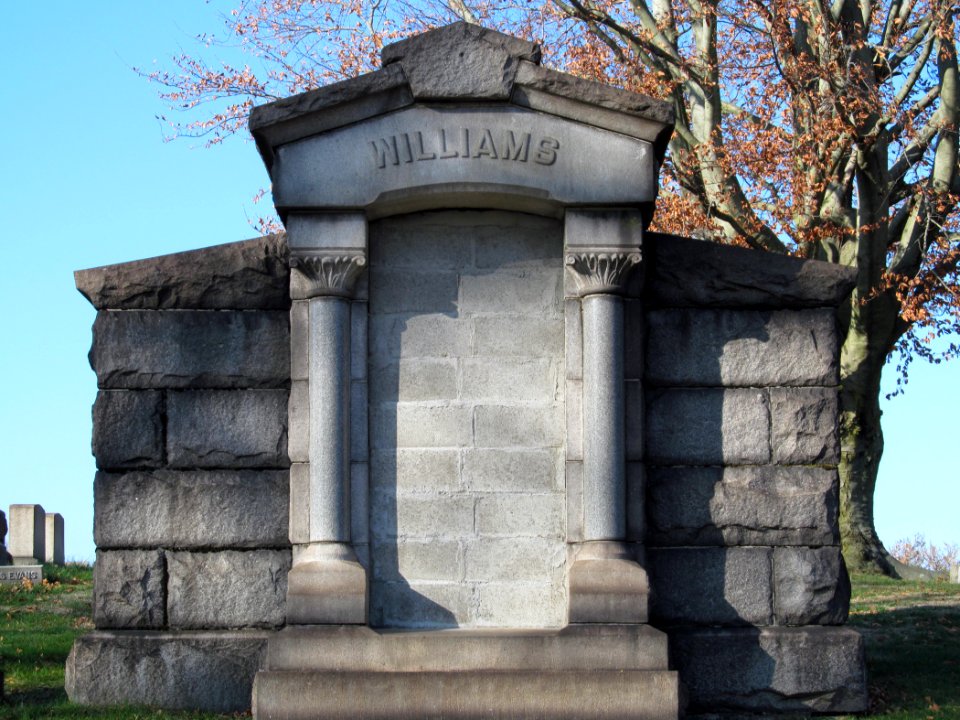 Williams mausoleum, South Side Cemetery, 2020-12-10, 01