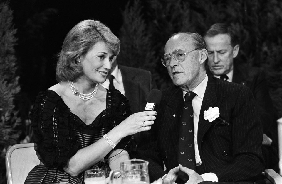 Willie Dobbe interviewt Prins Bernhard, Bestanddeelnr 932-4142