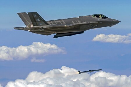 Stealth aircraft aviation