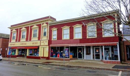 William B. Case Block (Maynard Outdoor Store) - Maynard, Massachusetts - DSC04904