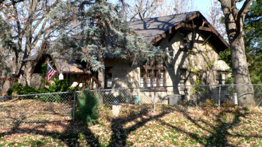 William E Gordon house (Bellevue, NE) from SE 2