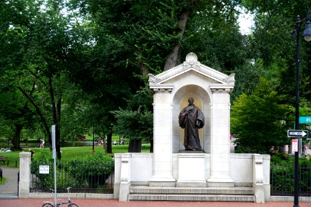 William Ellery Channing statue by Herbert Adams - Boston Public Garden - Boston, MA - DSC07039