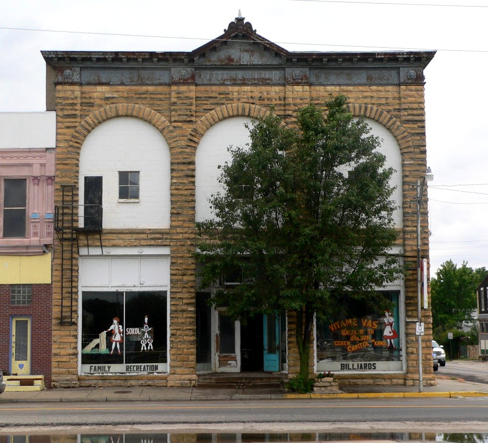 Wilson, Kansas Weber Peirano building from N 1