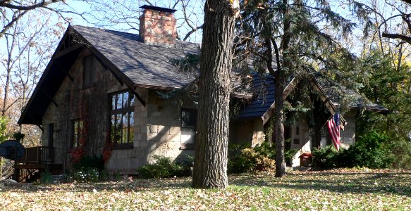 William E Gordon house (Bellevue, NE) from NE 1