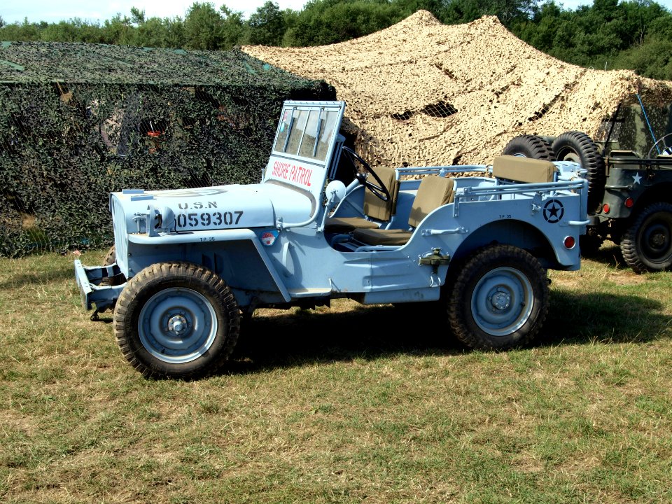 Willys MB or Ford GPW, USN 27059307 Shore Patrol pic1