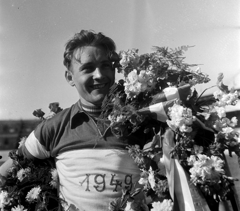 Winaar amateur 50 km Finke, Bestanddeelnr 903-4599