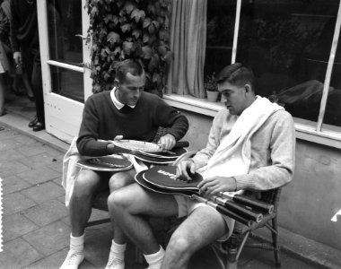 Wimbledondag in Scheveningen, links Fraser, rechts Mackay, Bestanddeelnr 911-3890