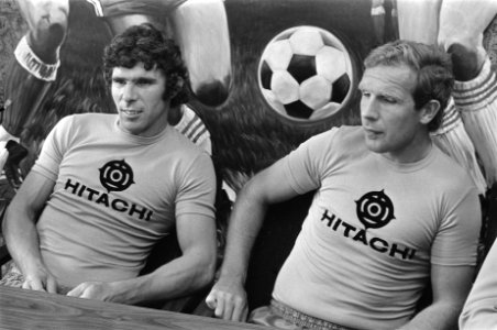 Wim van Hanegem naar AZ 1967 , vlnr tijdens persconferentie Wim van Hanegem, Bestanddeelnr 928-7393