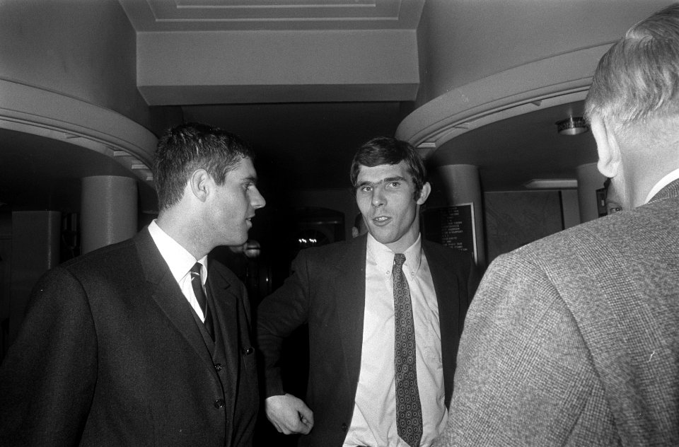 Wim van Hanegem verschijnt voor de Commissie van Beroep van de KNVB te Utrecht. , Bestanddeelnr 922-9503