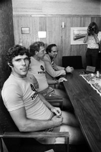 Wim van Hanegem naar AZ 1967 , v.l.n.r. tijdens persconferentie Wim van Hanegem, Bestanddeelnr 928-7392