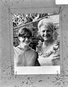 Wilma van der Berg met Fanny Blankers-Koen, Bestanddeelnr 921-5048