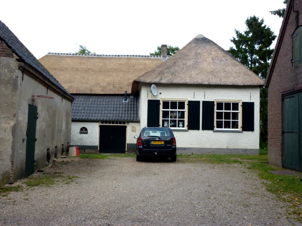 Winssen (Beuningen Gld) boerderij Geerstraat 15 (01)