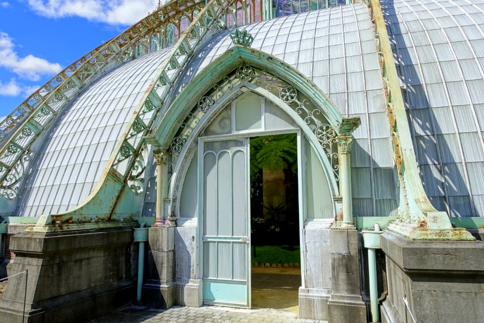 Winter Garden - Laeken Royal Greenhouses - Royal Castle of Laeken - Brussels, Belgium - DSC07415