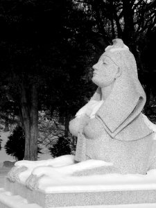 Winter mausoleum, Allegheny Cemetery, 2015-01-17, 04