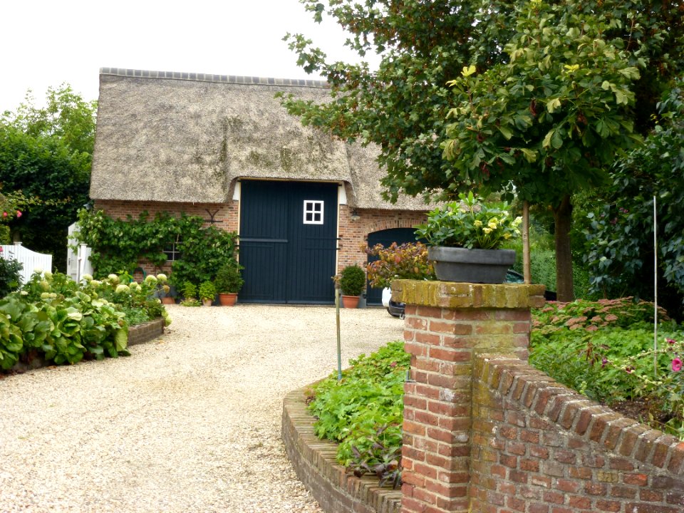 Winssen (Beuningen Gld) boerderij Molenstraat 26 schuur