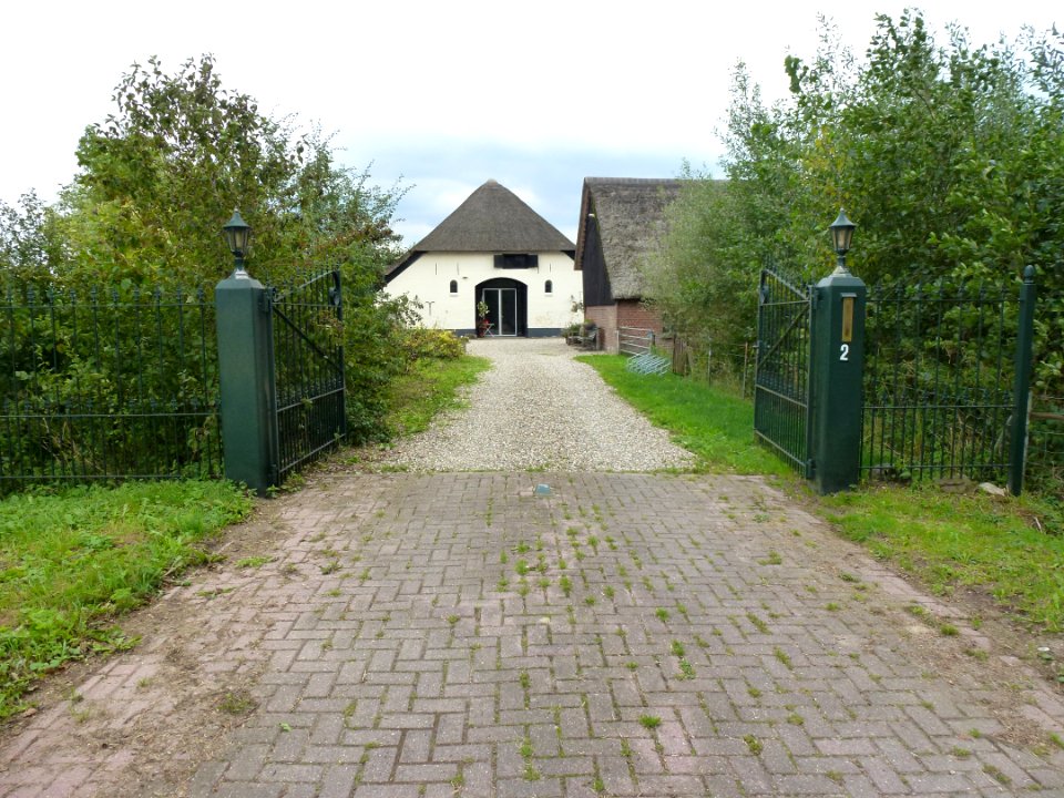 Winssen (Beuningen Gld) boerderij Haneman 2 oprit
