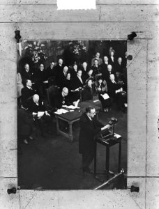 Winston Churchill ontvangt Gratius-medaille, Bestanddeelnr 903-2179
