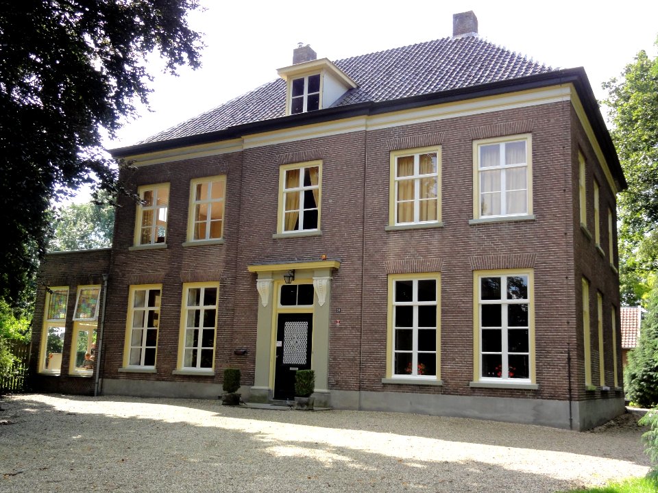Winssen (Beuningen) Rijksmonument 9562 Notaris Stephanus Roesstr. 31