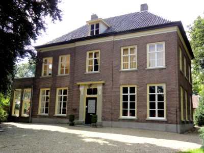 Winssen (Beuningen) Rijksmonument 9562 Notaris Stephanus Roesstr. 31