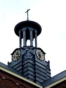 Winssen (Beuningen) Rijksmonument 523176 RK Kerk klok- en uurwerktorentje
