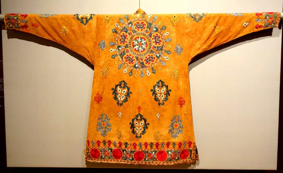 Winter coat for Kazakh man, Uzbekistan, Tashkent, 1850-1900 AD, fur, doe skin, cotton, silk, view 1 - Textile Museum, George Washington University - DSC09539