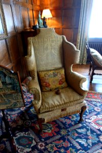 Wing-back armchair, 1689-1695, walnut and brocatelle - Packwood House - Warwickshire, England - DSC09025