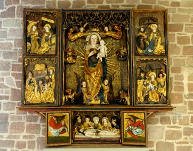 Winged altarpiece, Western Franconia, from the Kirche zu Bronnholzheim bei Crailsheim, c. 1500, limewood figures, spruce shrine - Germanisches Nationalmuseum - Nuremberg, Germany - DSC02962