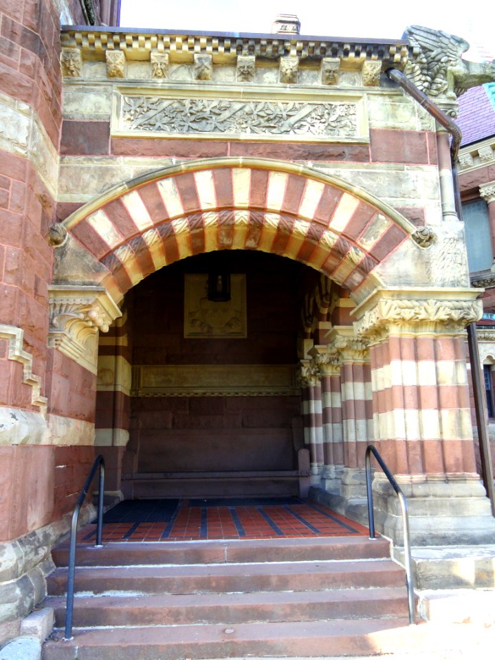 Winn Memorial Library - Woburn, MA - DSC02871