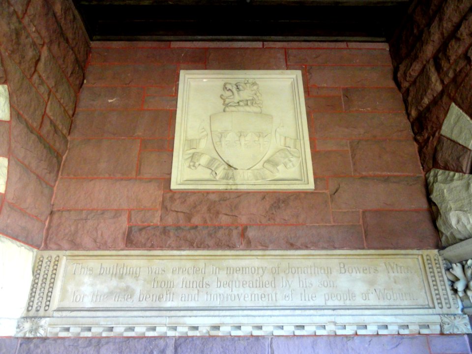 Winn Memorial Library - Woburn, MA - DSC02873