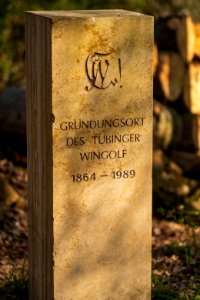 Wingolf-Stein auf der Kalleehöhe in Tübingen 01
