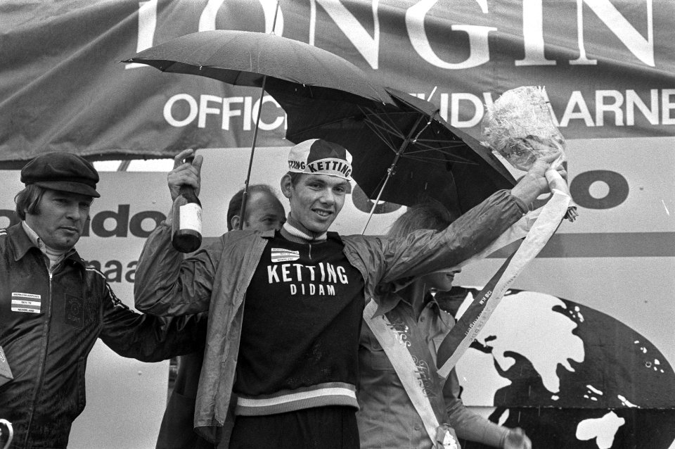 Winnaar van de 6e etappe Jan Lenferink bij zijn overwinning, Bestanddeelnr 925-6028