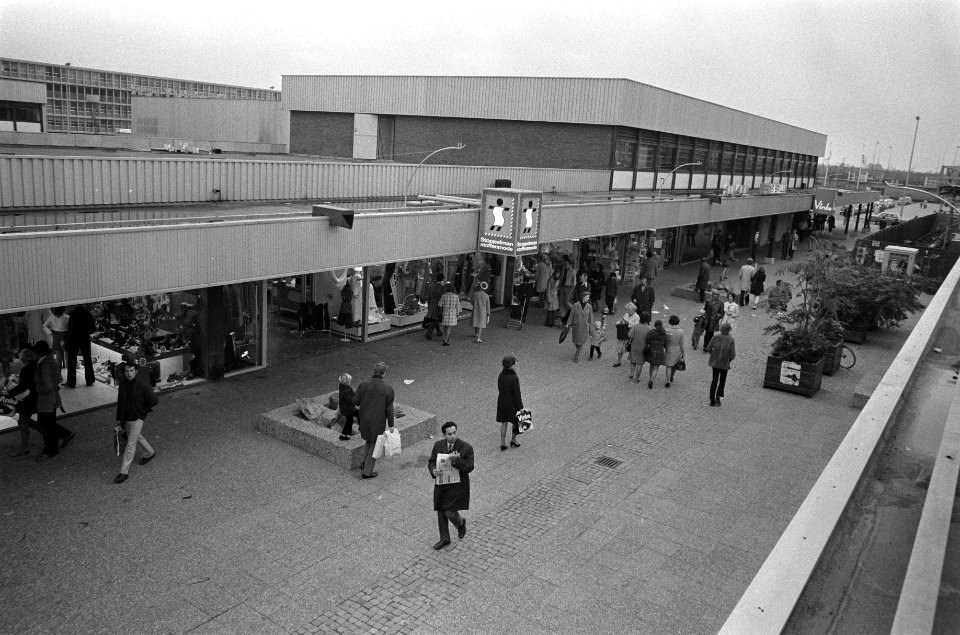 Winkelcentrum Buikslotermeerplein, Amsterdam Noord, Bestanddeelnr 925-0720